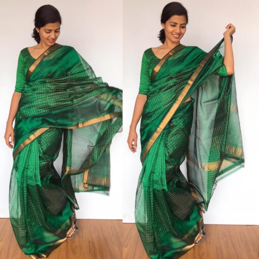 Bottle Green Mangalagiri Silk woven in Gold Zari in Chequered Pattern