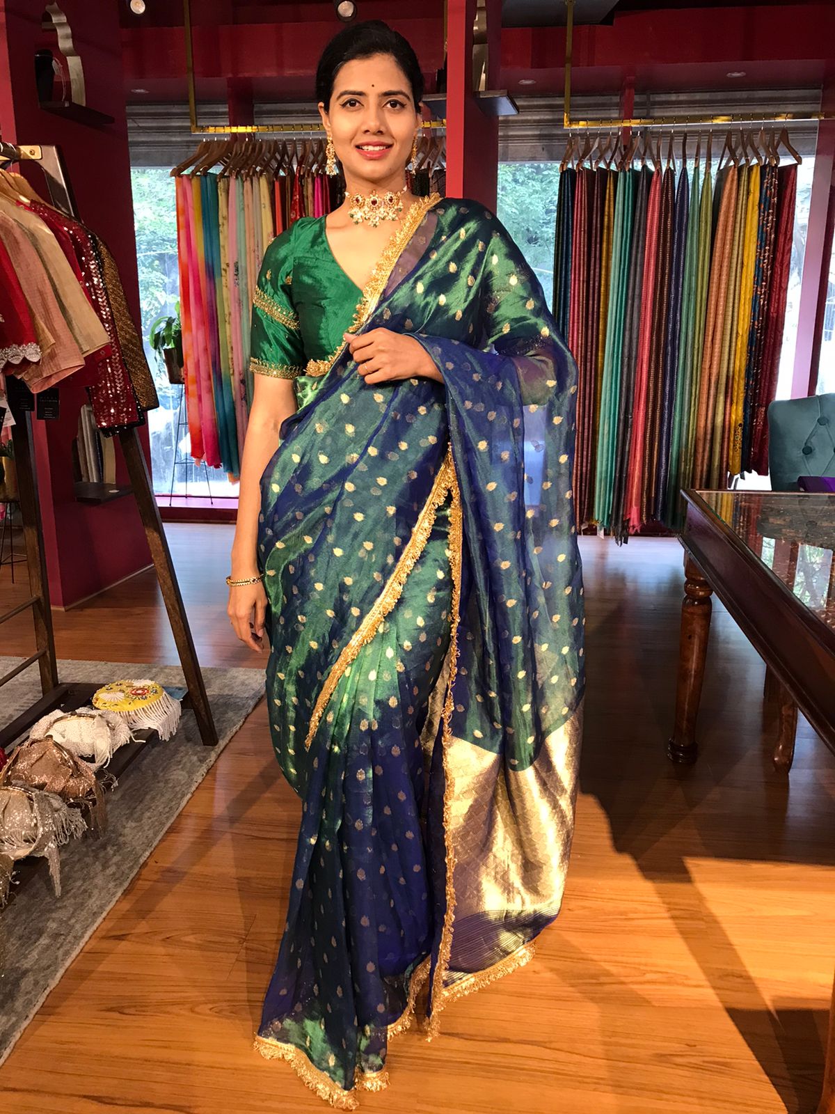 Peacock Dual Tone Tissue Silk Saree highlighted with Zari Motifs and Gota  Border - Mirra Clothing