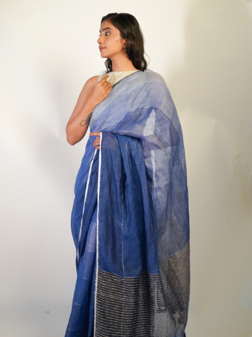 Shaded Linen Handwoven saree By Mirra Clothing