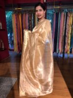 Soft texture saree by Mirra Clothing