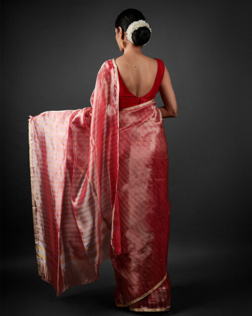 Light Weight saree by Mirra Clothing