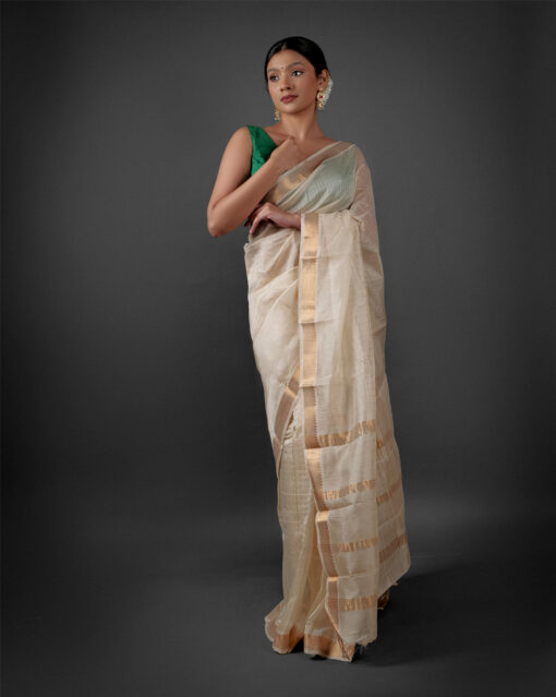 Light Weight saree by Mirra Clothing